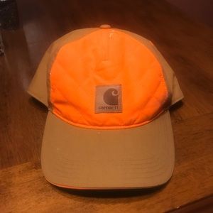 Carhartt Cap! Has minute drywall spackle splash, can be removed by purchaser!